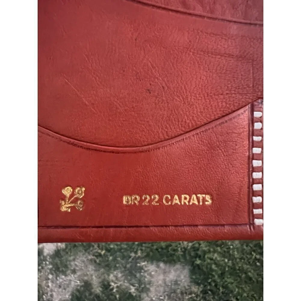 Vintage Florentine 22K gold accented folding kidskin leather wallet rust brown